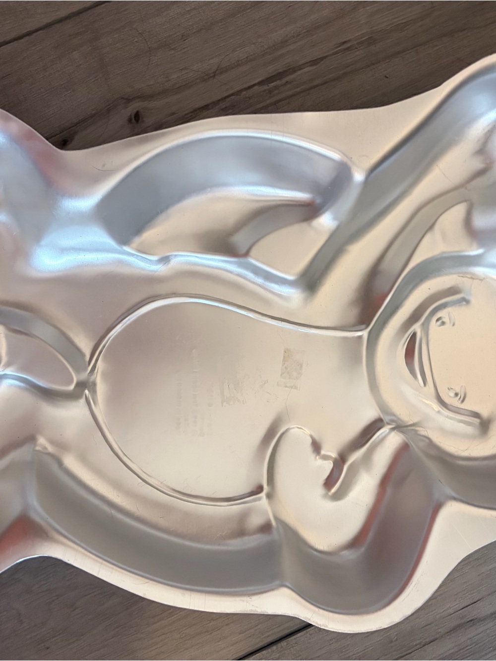 Wilton Silver Barney Cake Pan